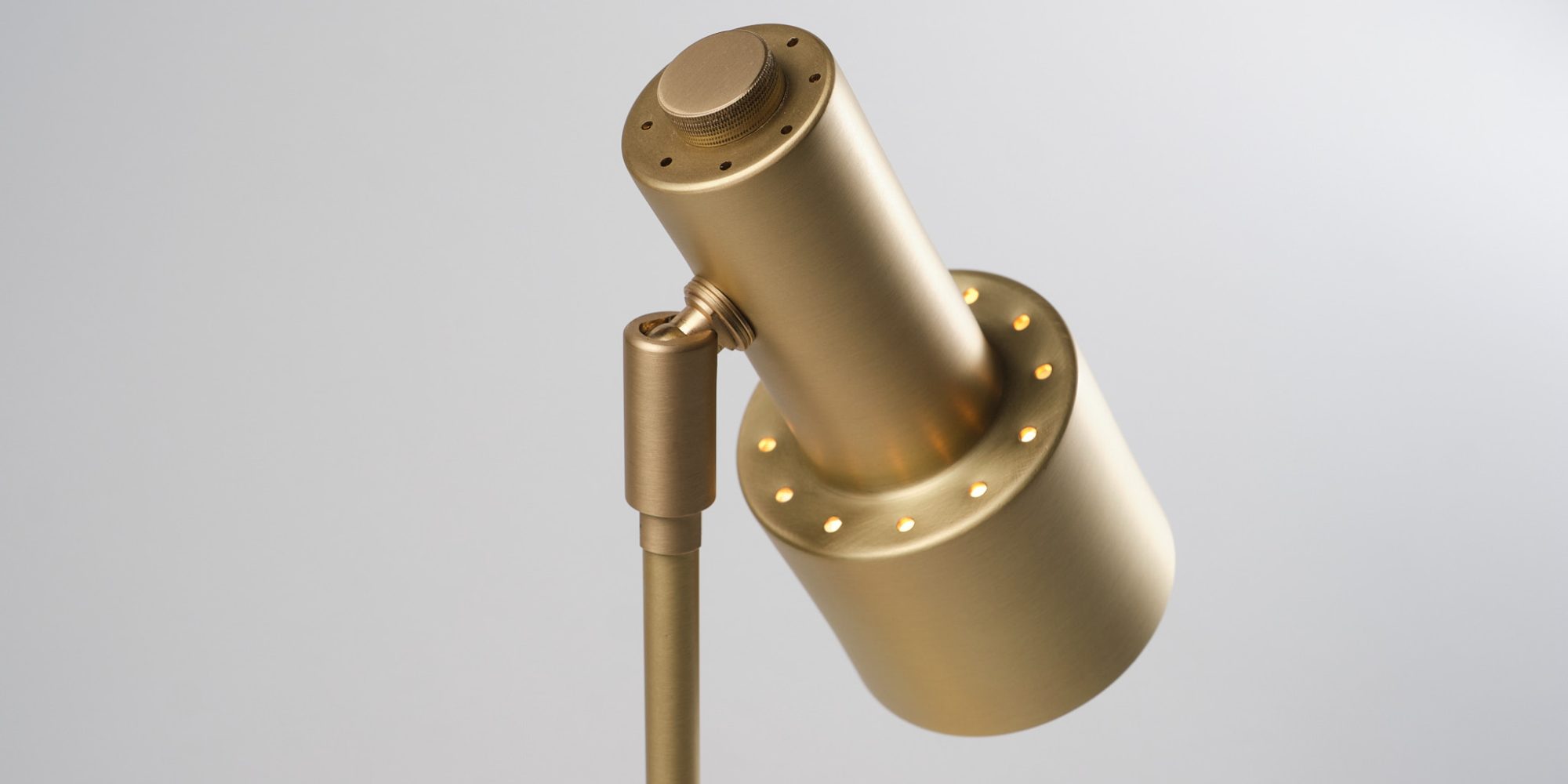 Light Gallery luxury limited edition_GP mini ottone_dettaglio_design marco pollice_ph Davide Cossu